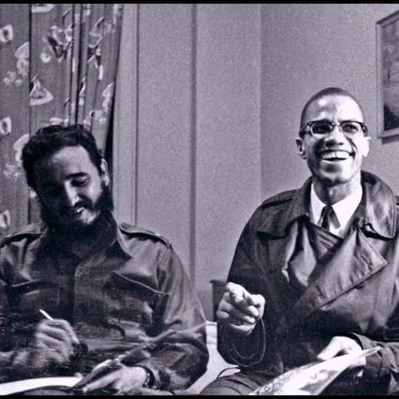 Meet your Posher, Lisa - Picture 1 of 1